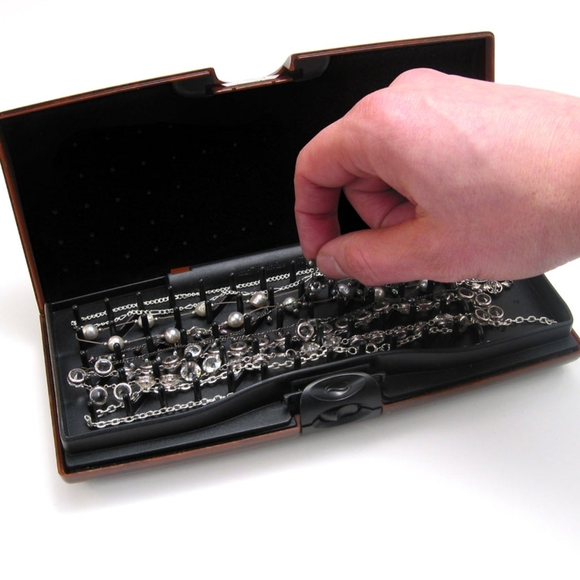 Storus® Smart Jewelry Case- Silver - Picture 4 of 5